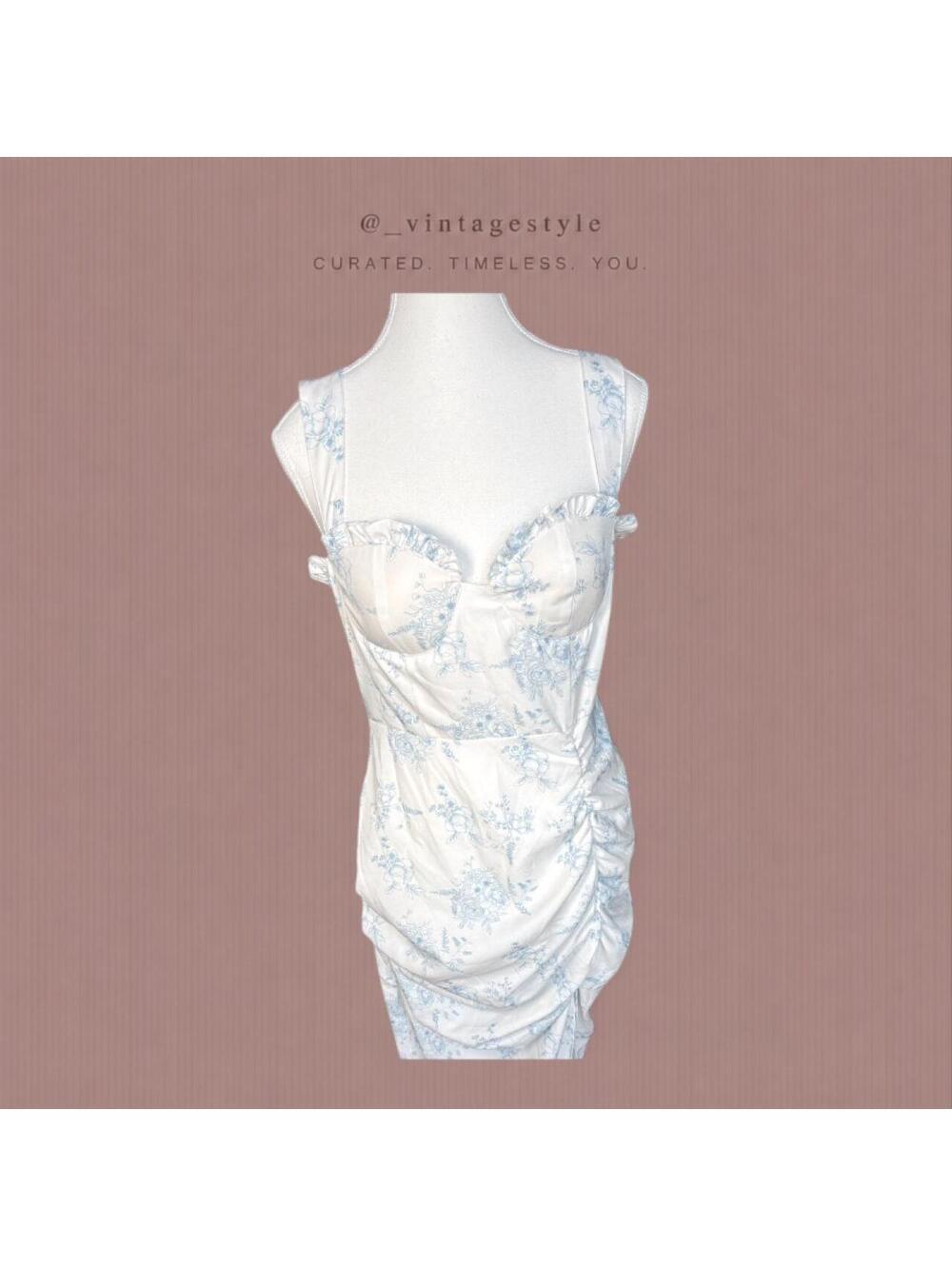 Cider Women's Blue and White Corset